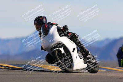 media/Mar-12-2022-SoCal Trackdays (Sat) [[152081554b]]/Turn 9 (220pm)/
